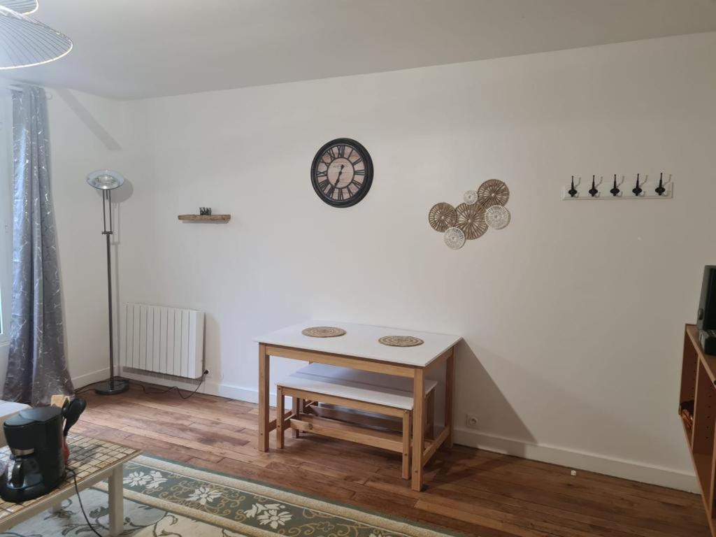 Appartement Saint Ouen 45M2 Buitenkant foto